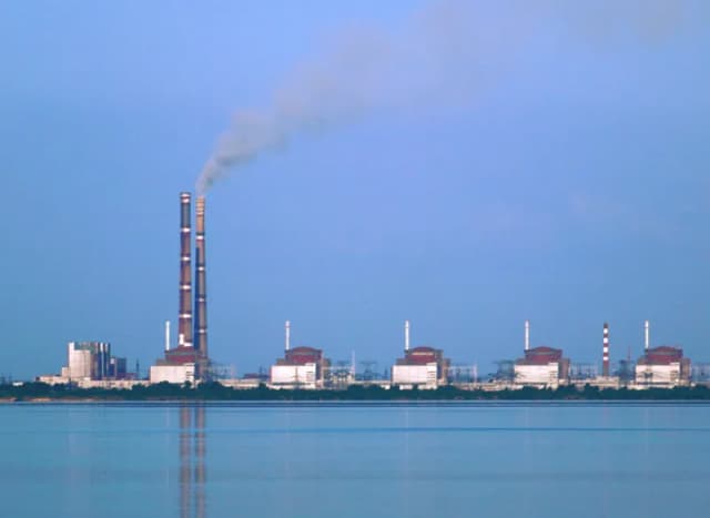 Atomowa elektrownia Ukraina: Jak wojna wpływa na bezpieczeństwo energii?