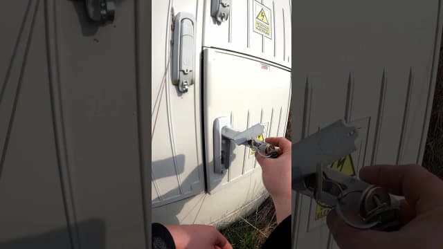 Jak otworzyć skrzynkę elektryczną bez klucza i uniknąć problemów